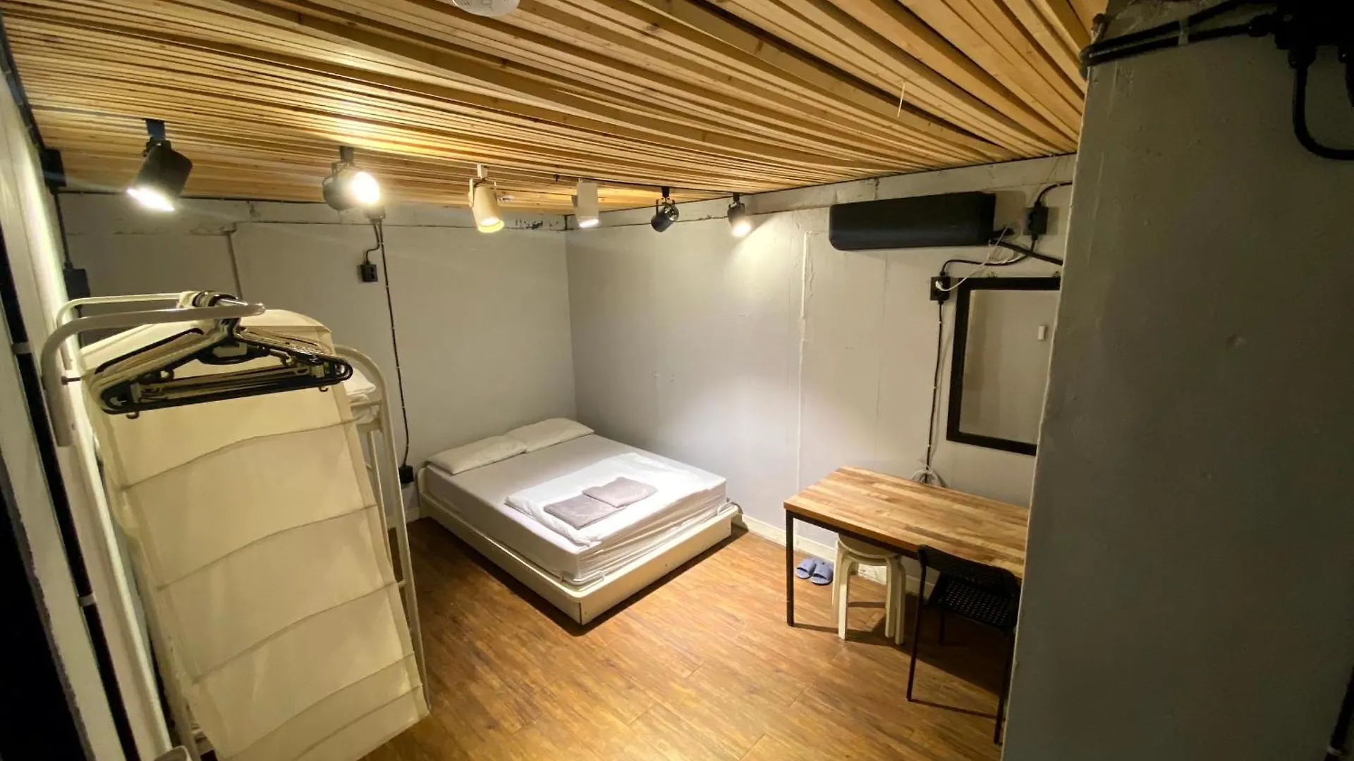 Sounds Inn Itaewon Seoul