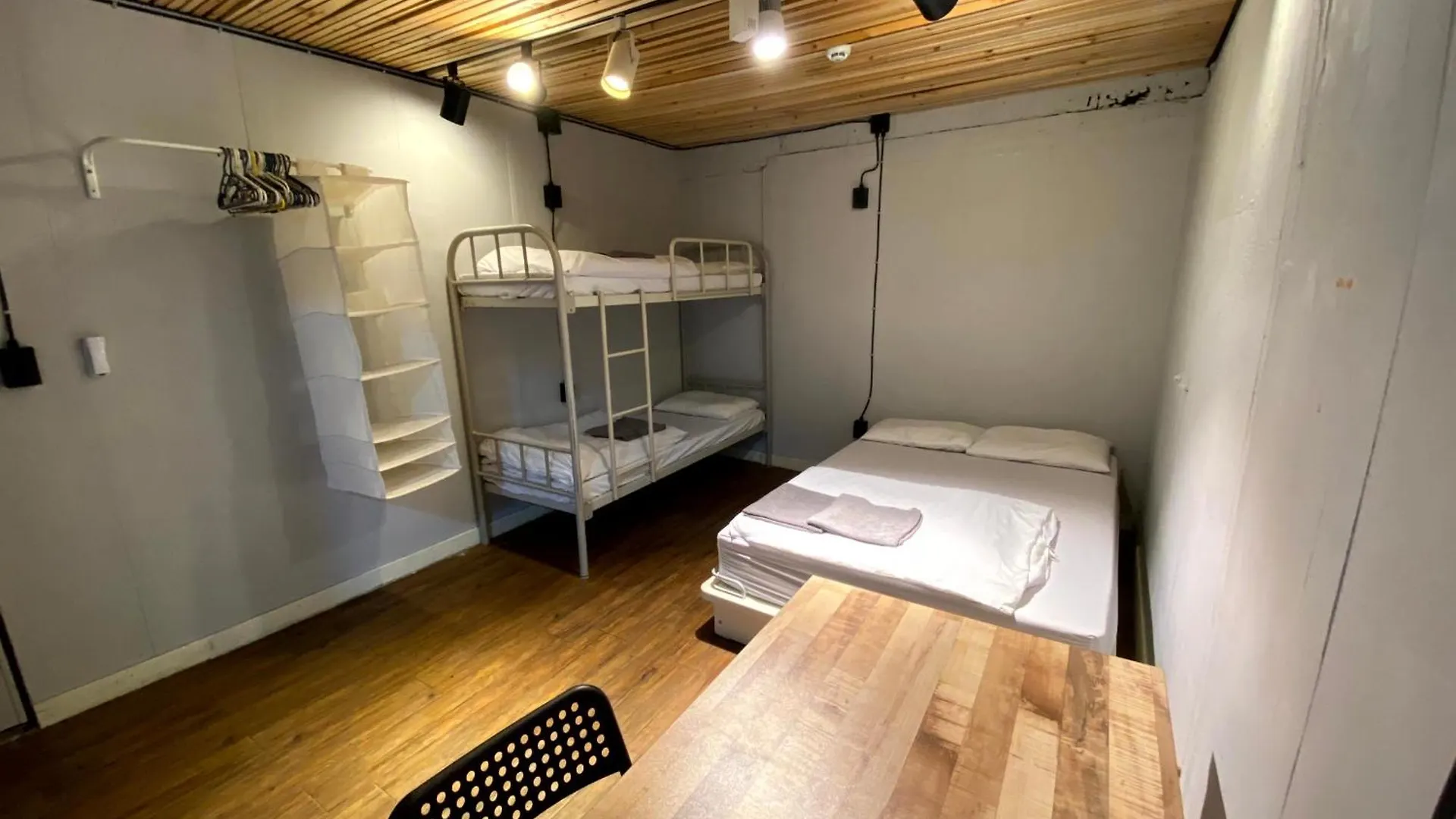 Sounds Inn Itaewon Seoul Hostel