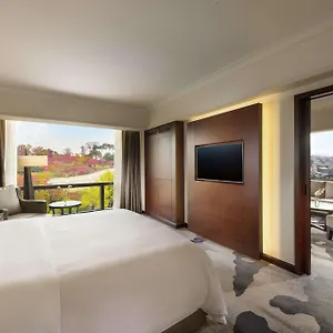 5* Otel Millennium Hilton