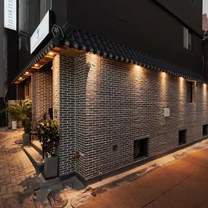 Eight Rest Myeongdong ホステル