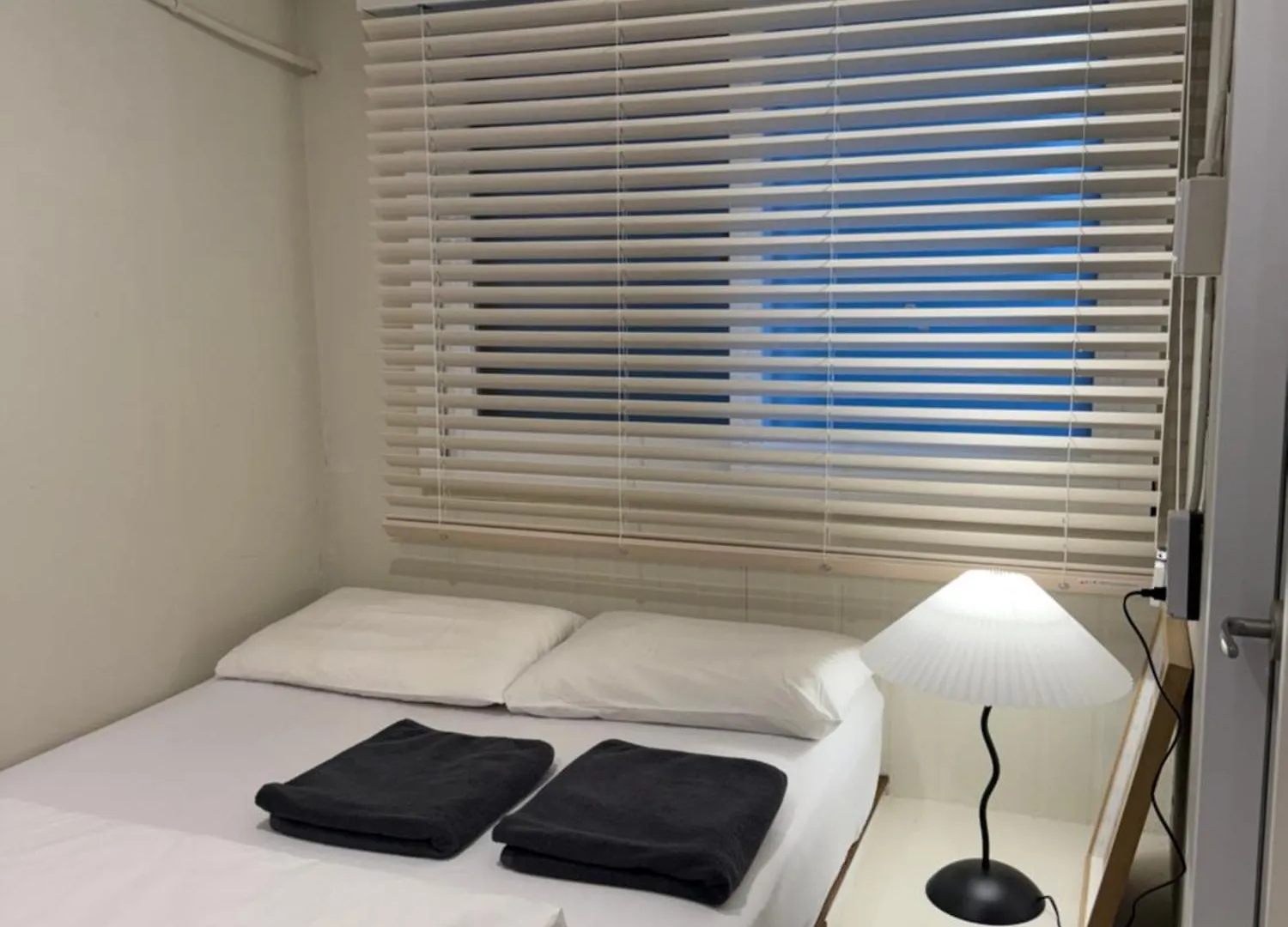 אכסניה סיאול Sounds Inn Itaewon