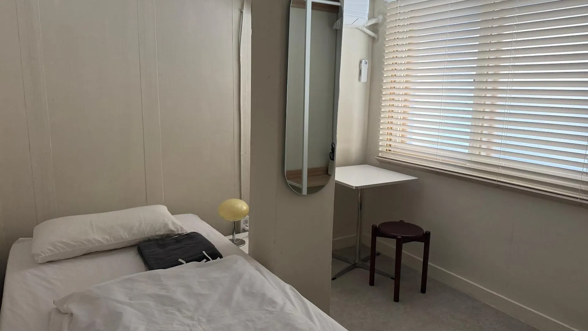 Hostel Sounds Inn Itaewon Seoul South Korea